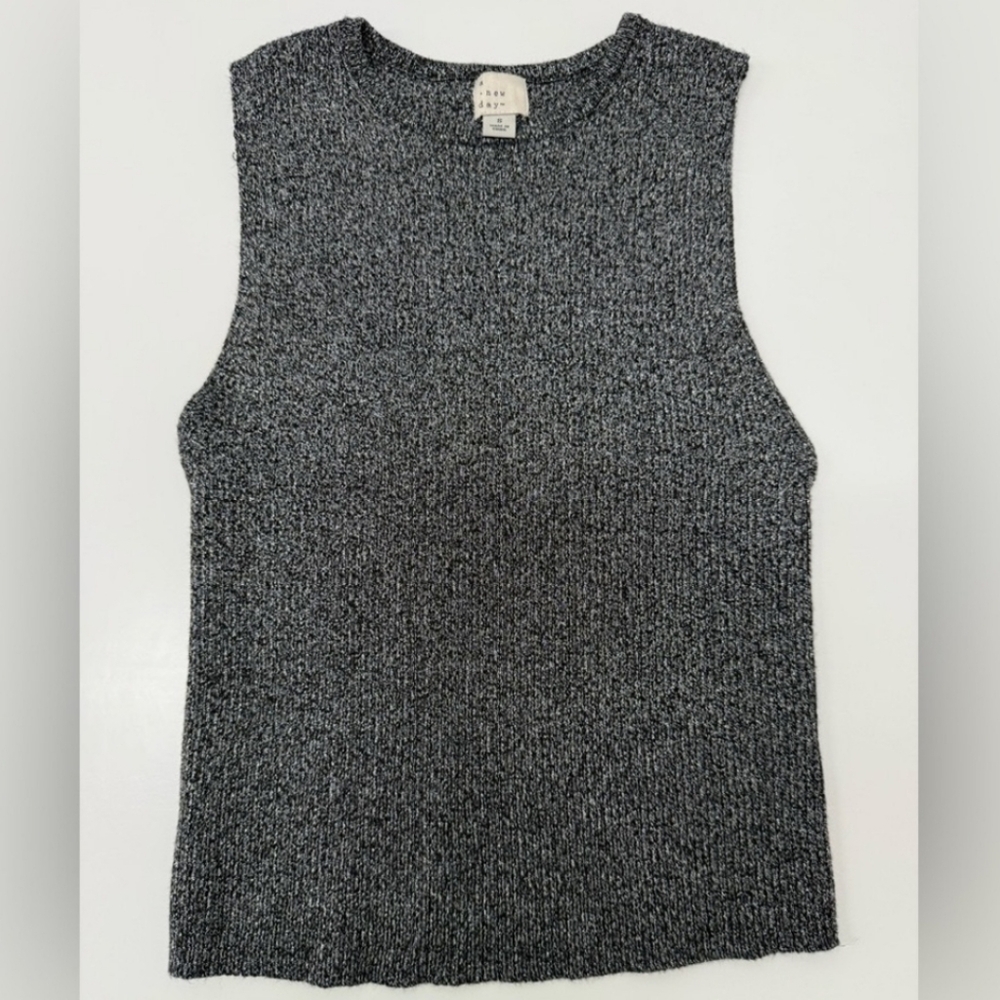 A New Day Black & Silver Metallic Sleeveless Knit Top - Size S